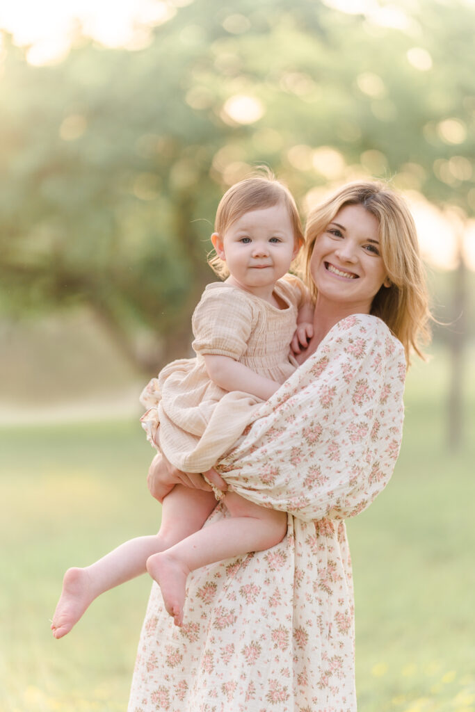 Smiling Mom and Baby by Dallas Family Photographer Tonaya Noel Photography