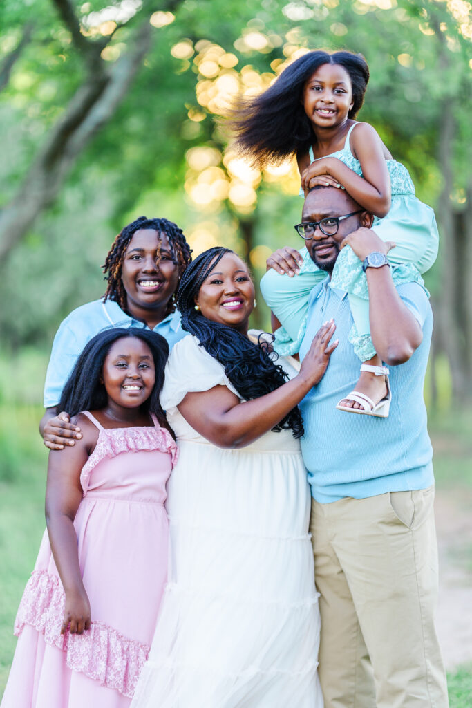 Parker Rose Garden Family Session by Tonaya Noel Photography a family photographer in Dallas. 