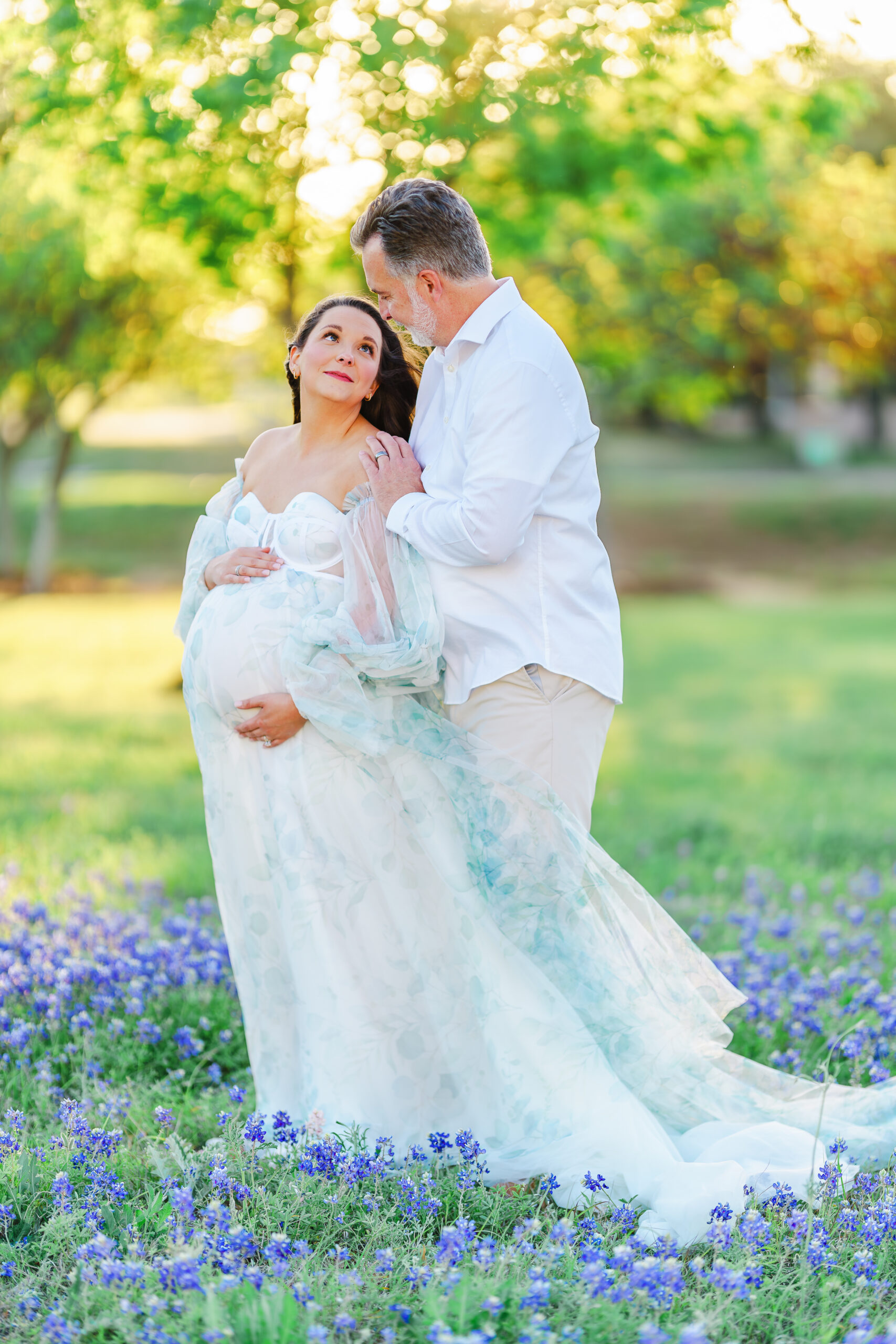 Bluebonnet maternity session in Richardson, Texas