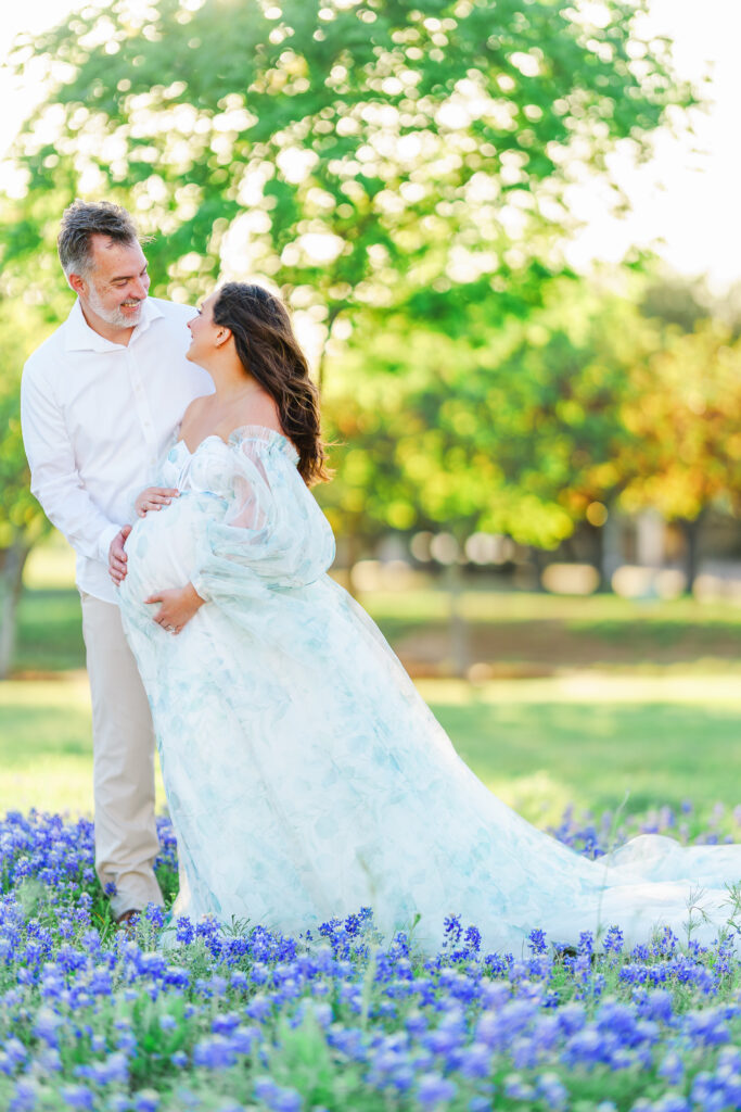 Bluebonnet maternity session in Richardson, Texas